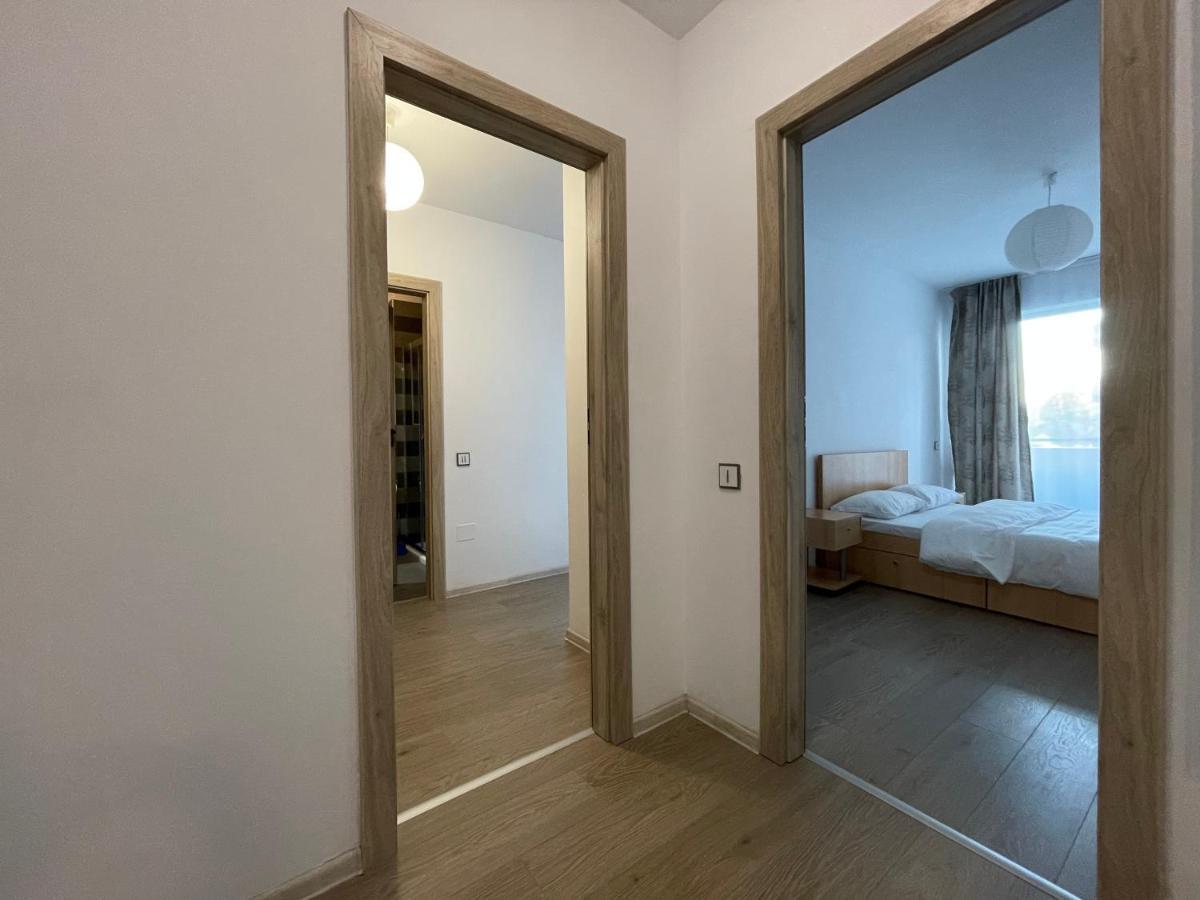 Grand Park White Iulius Mall Apartment คลูจ-นาโปกา ภายนอก รูปภาพ